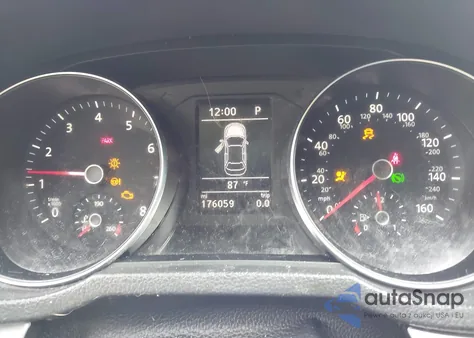 2017 Volkswagen Passat 1.8T S из США, поврежденный, VIN 1VWAT7A38HC085593